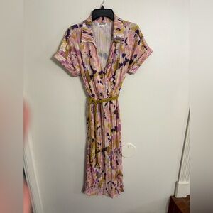 Kathy Ireland waterfall faux wrap midi dress Size Medium non wrinkle material